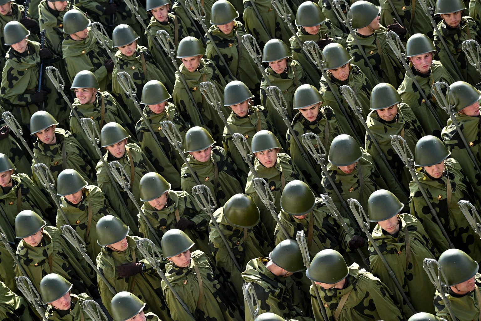 Russian servicemen in Moscow, Russia, on May 7, 2025.