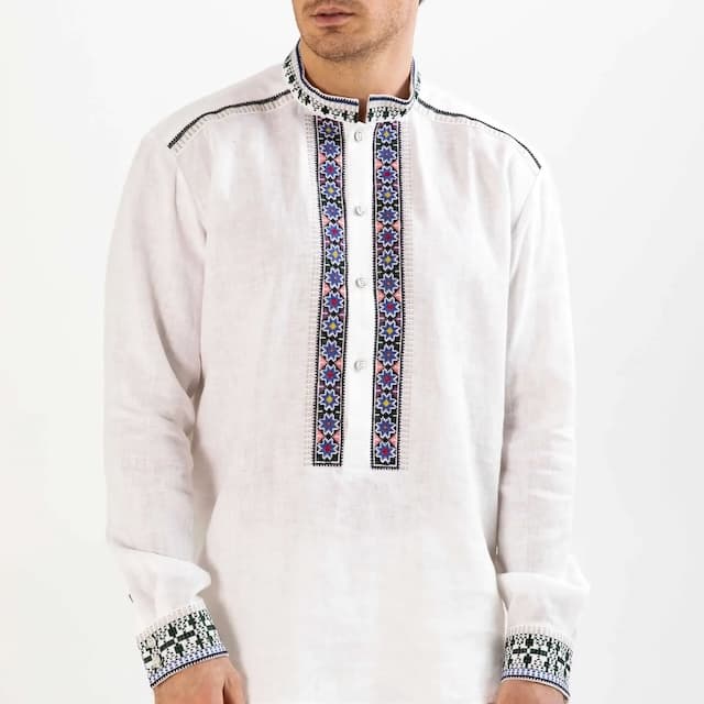 Mens-embroidered-shirt-from-Ukrainian-brand-Svarga