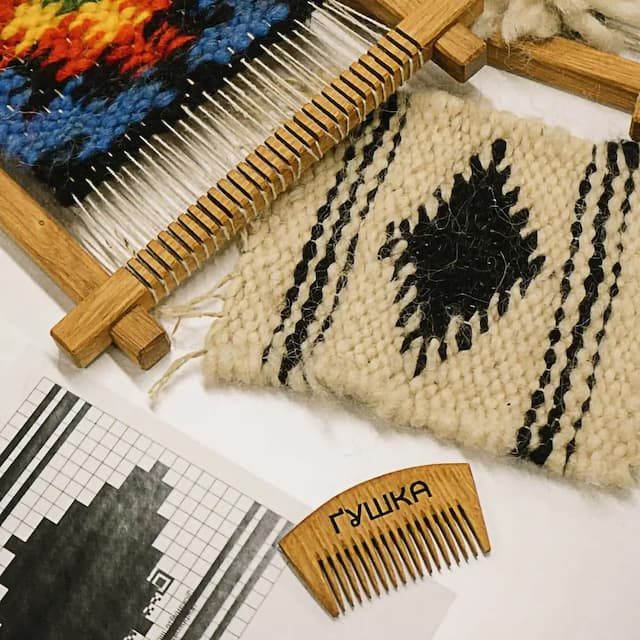 ukraine-traditional-weaving-set