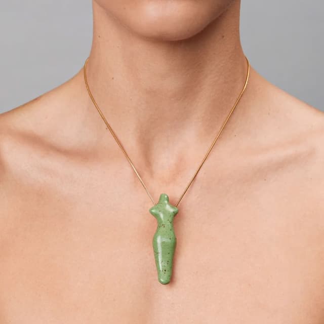 pendant-necklace-by-ukrainian-brand-nadiia