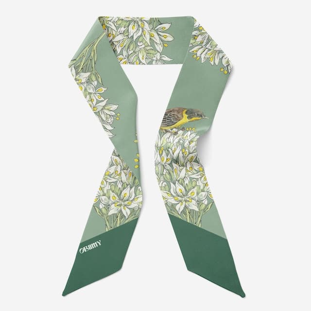 Scarf-by-ukrainian-brand-Omiimy