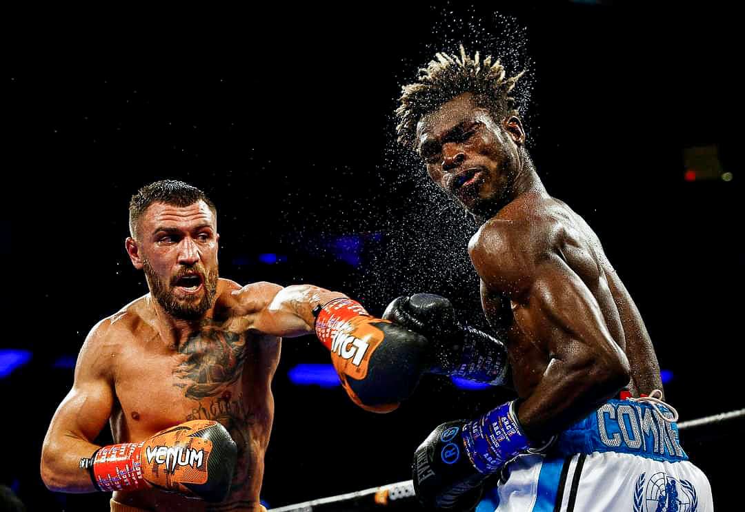 Lomachenko defeats Commey, eyes title bout