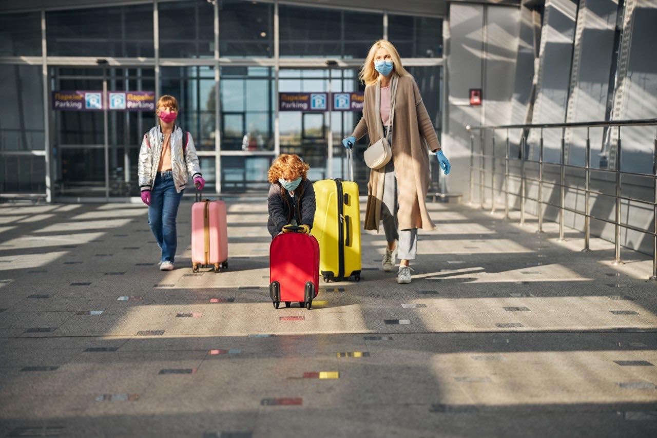 Ukraine imposes travel restrictions to prevent spread of Covid-19 Omicron strain