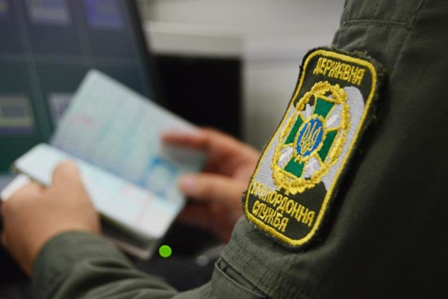 Ukraine bans entry of foreign visitors from African countries with Omicron cases