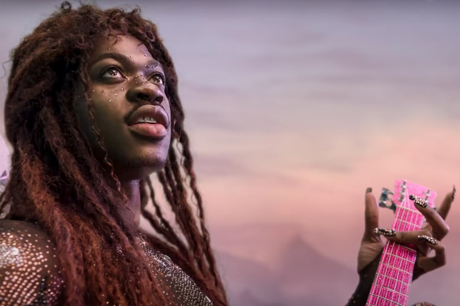 Ukrainian director wins best video at MTV Europe Music Awards