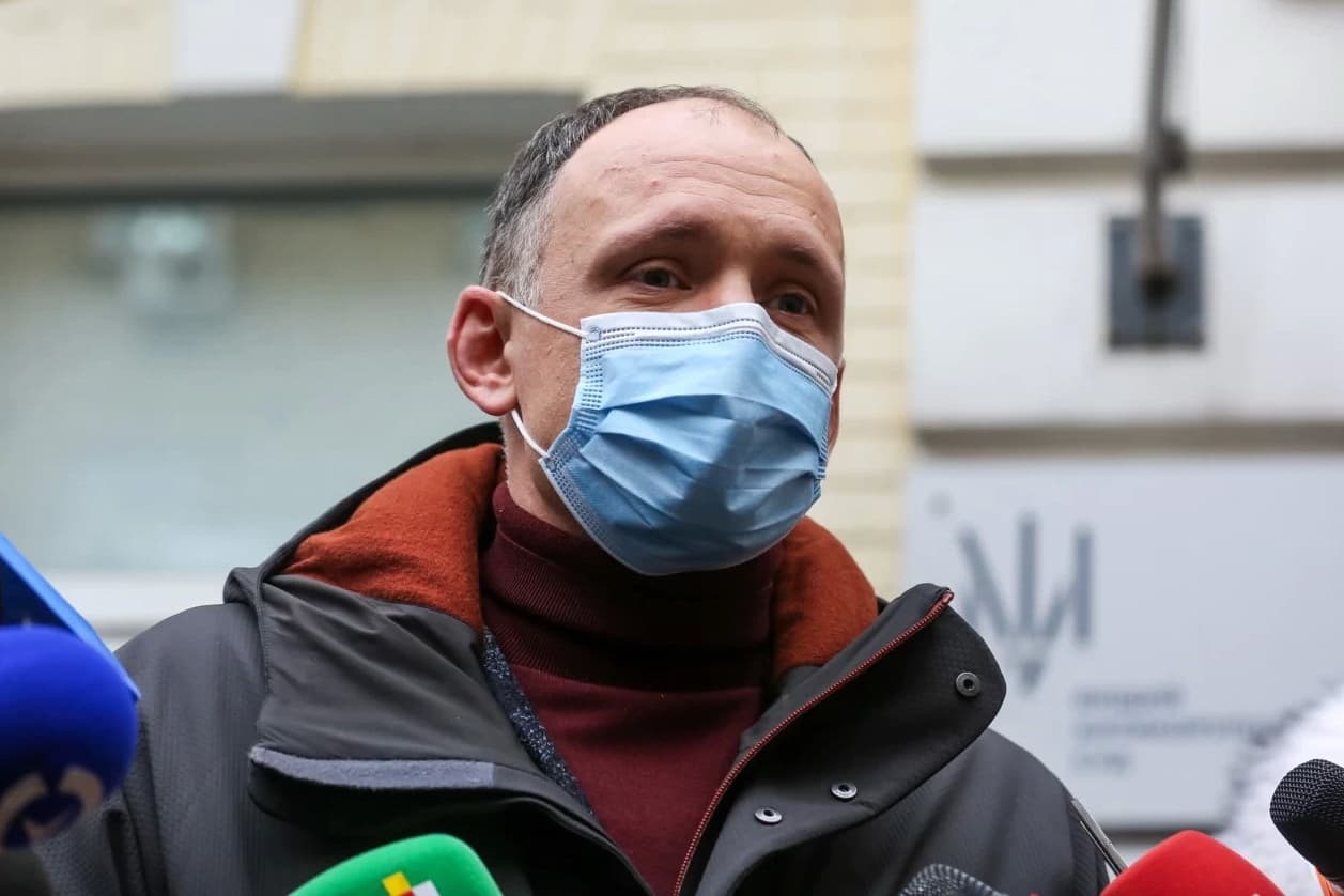 Court orders closure of bribery case against top member of Zelensky's administration