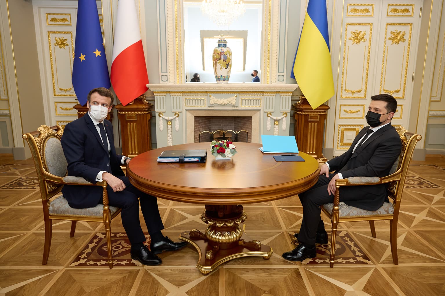 Macron: Minsk Agreements only way to stop the war