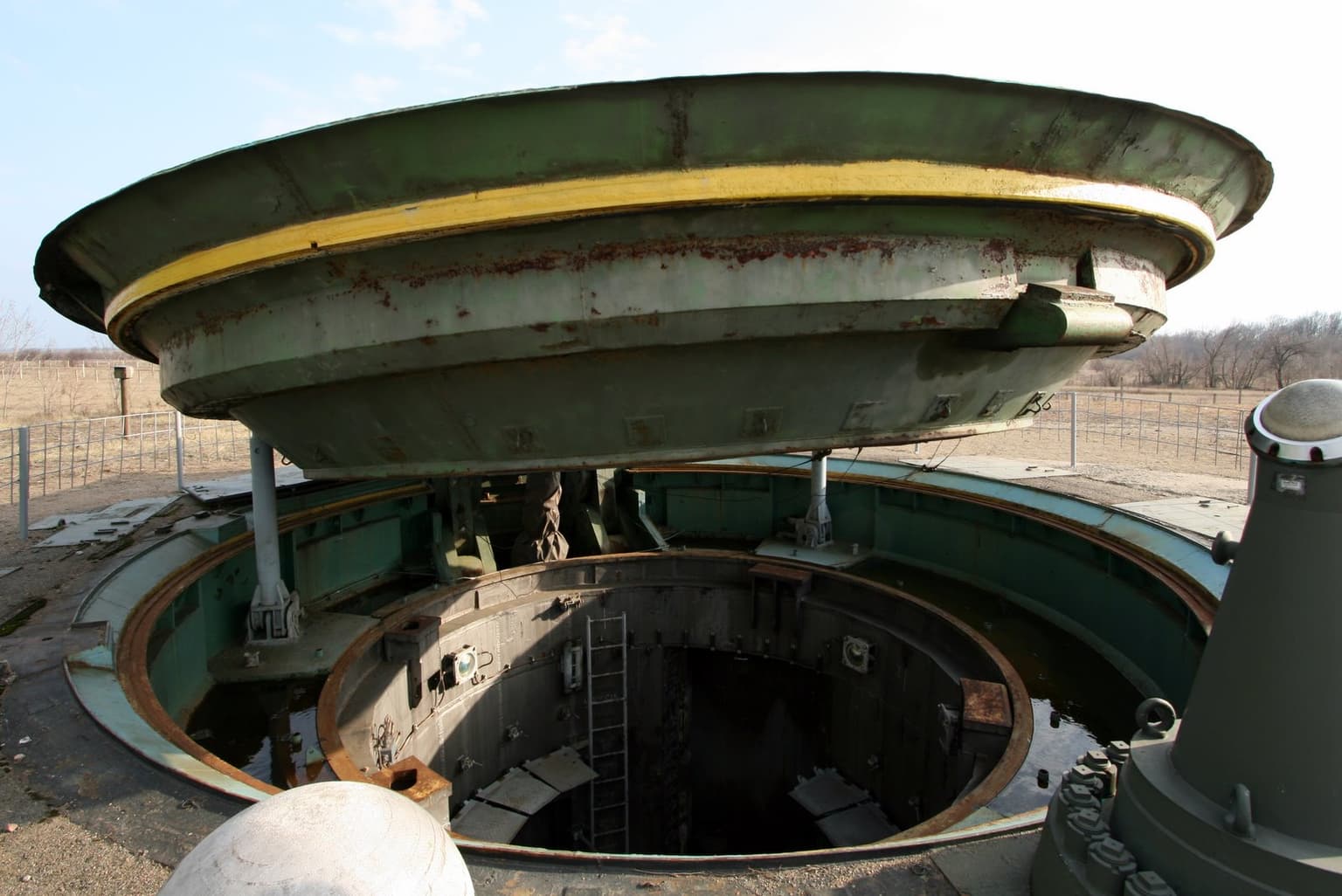 William J. Broad: Ukraine gave up a giant nuclear arsenal 30 years ago. Today there are regrets