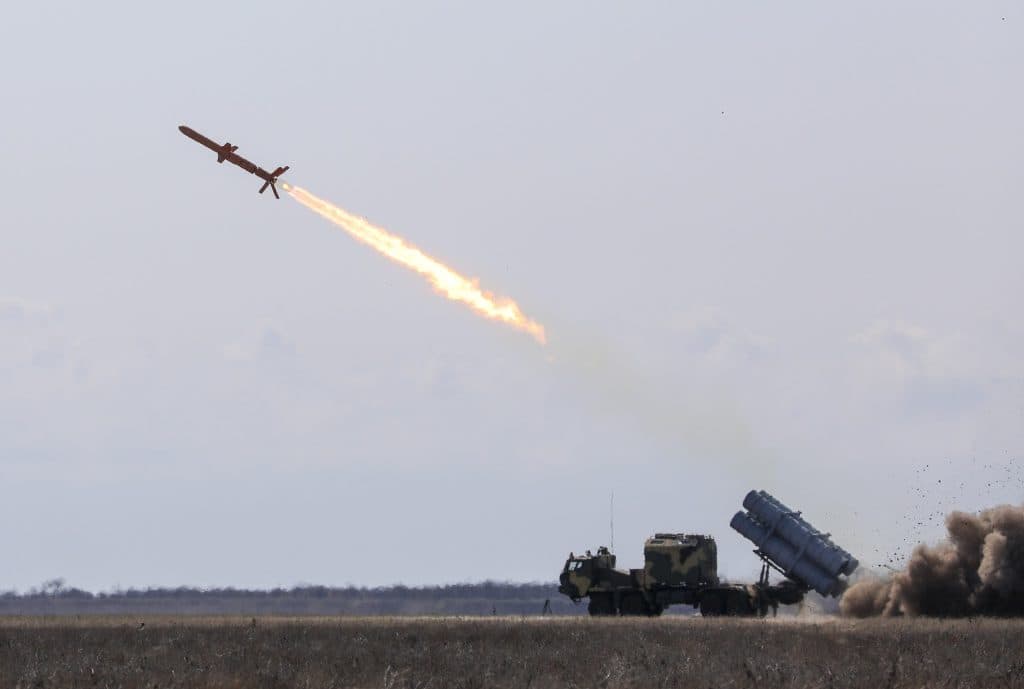 Zelensky praises new Ukrainian-made Palianytsia missiles