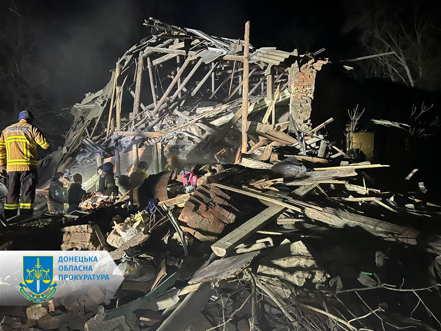 Russia hits relief center in Donetsk Oblast, killing 3 internally displaced civilians