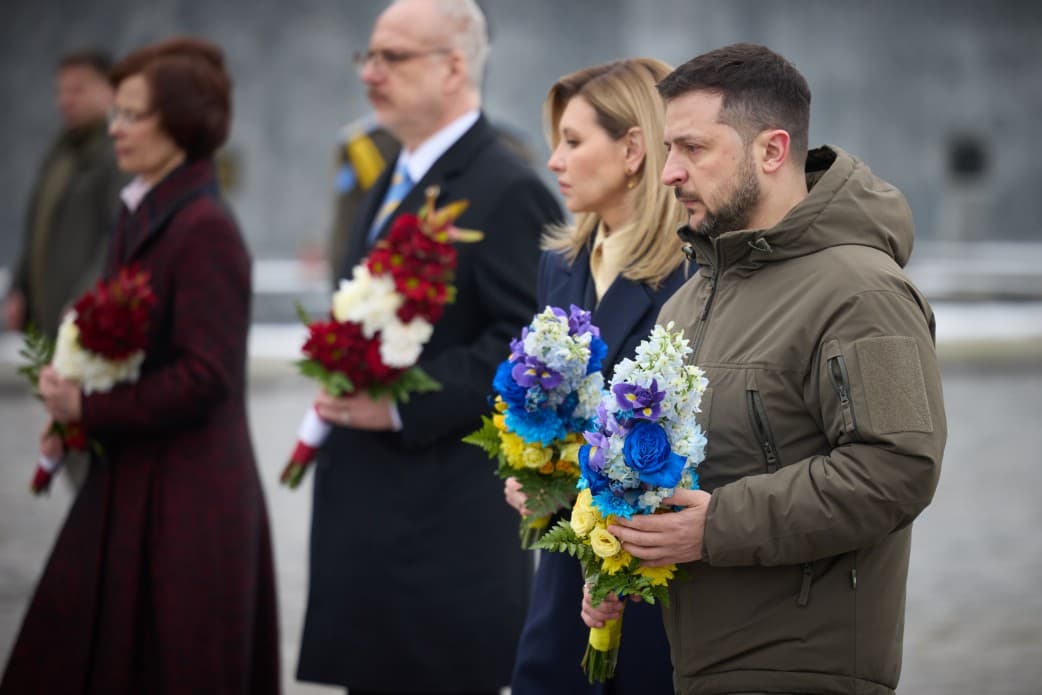 Zelensky meets with Latvian President in Lviv