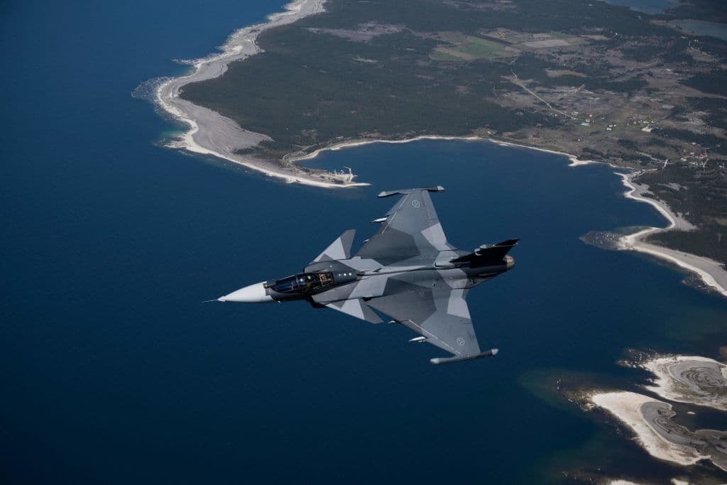 Sweden considers Ukraine’s request for fighter jets