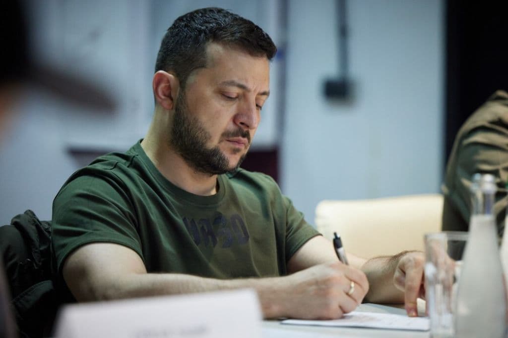 Rumors of Zelensky stripping top oligarch Kolomoisky’s citizenship gain ground