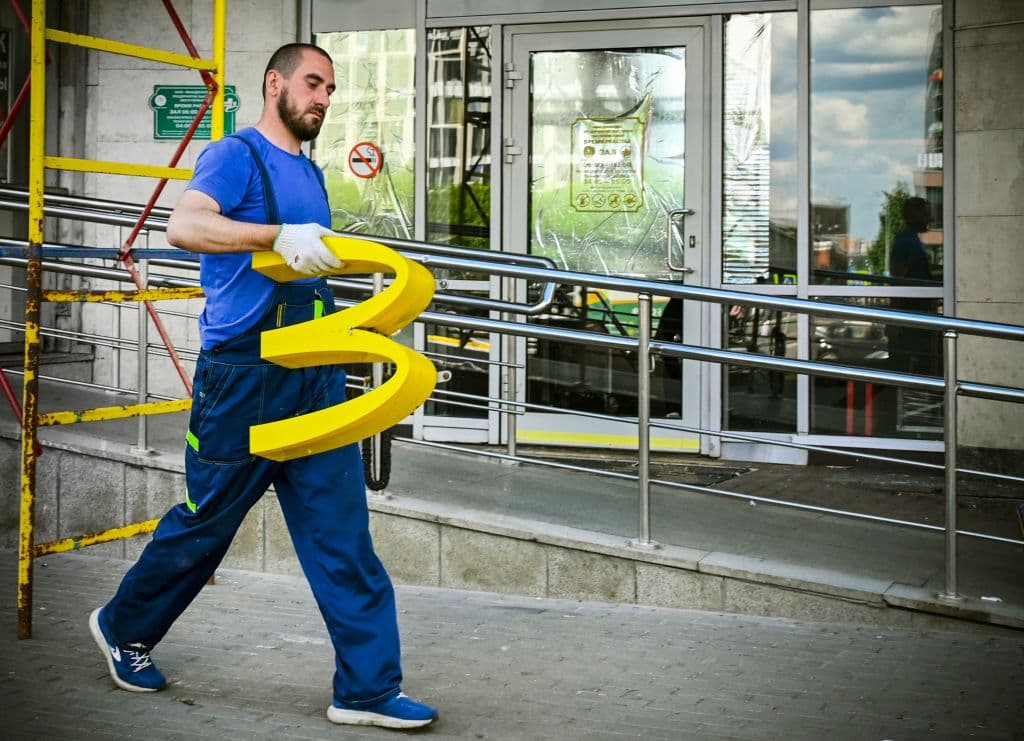 Behind the smoke and mirrors of Russia’s resilient wartime economy