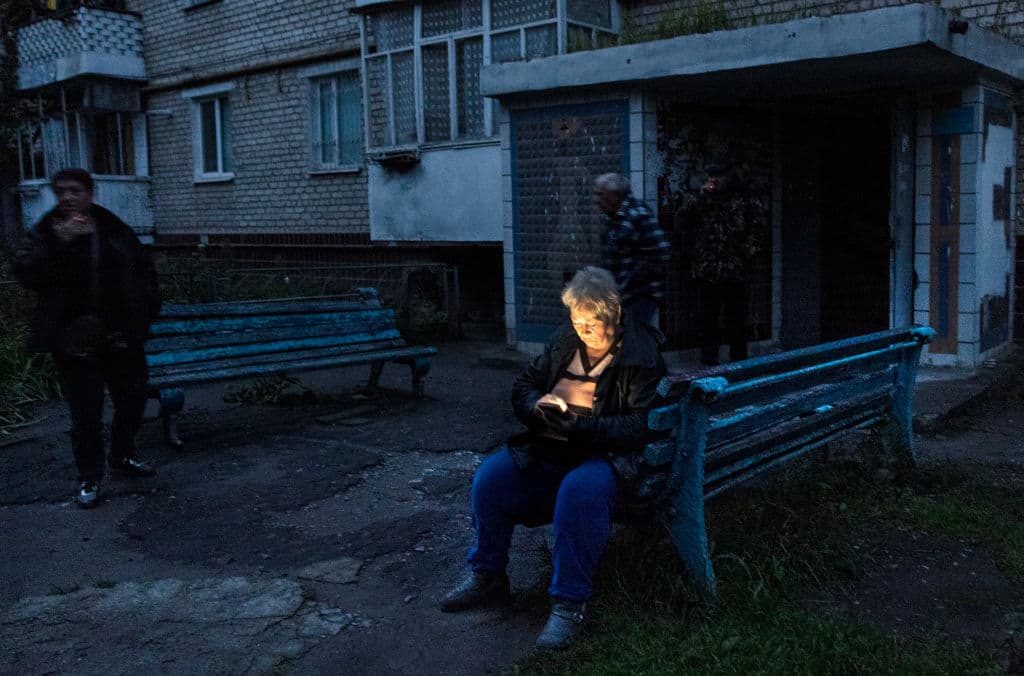 People under Russian occupation cut off from internet, mobile connection