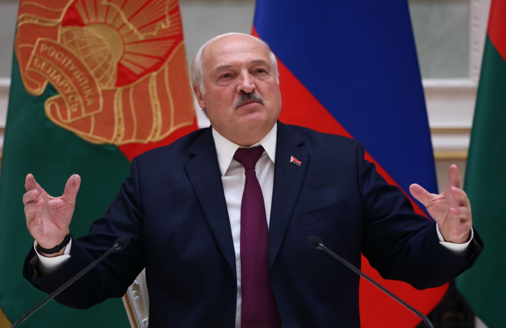 Belarus Weekly: Russia transfers more military equipment to Belarus, deploys closer to Ukrainian border