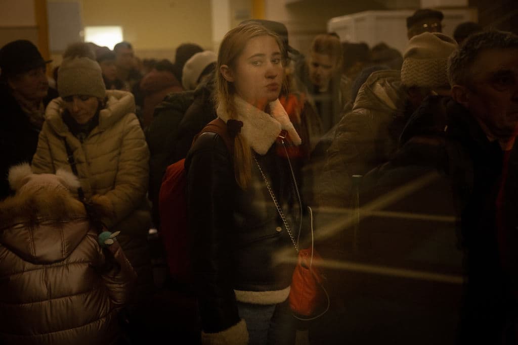 After surviving Russian occupation, civilians flee Kherson amid intensified shelling