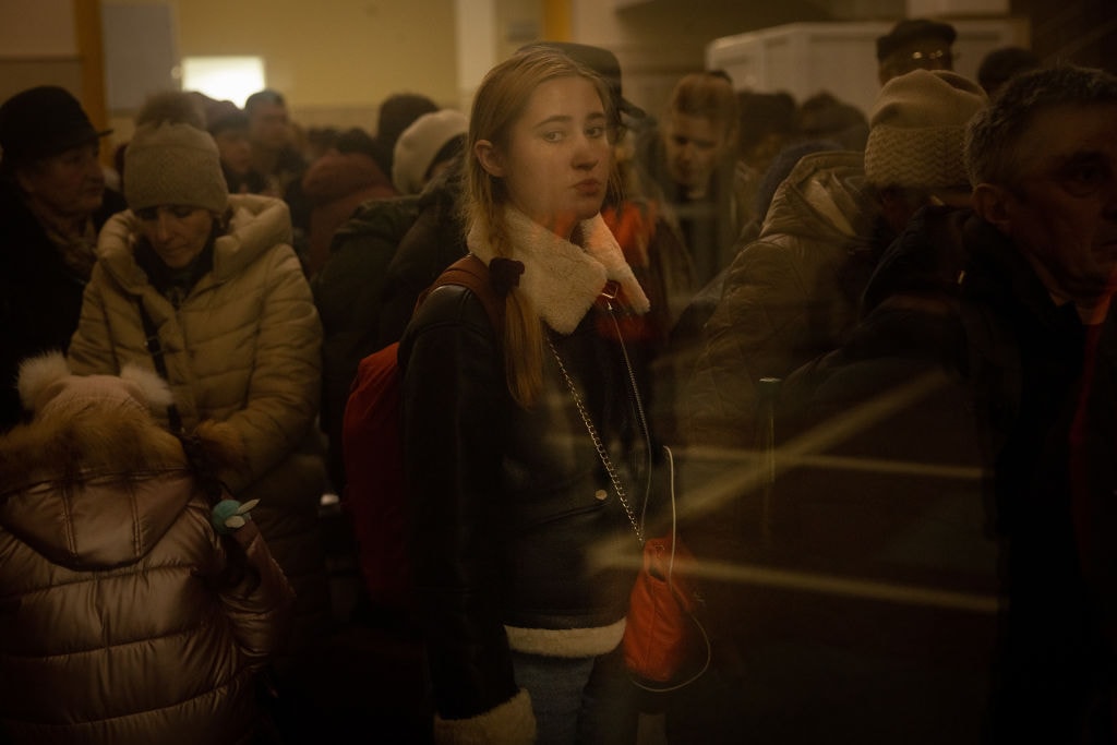 After surviving Russian occupation, civilians flee Kherson amid intensified shelling