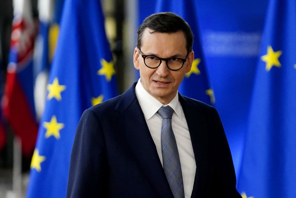 Poland won't send F-16s to Ukraine, not against sending other jets