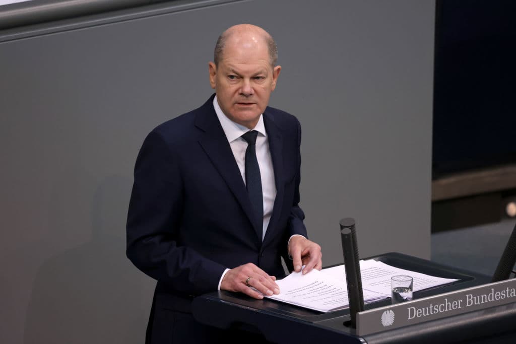Scholz urges China not to arm Russia, says allies negotiating security guarantees for Ukraine