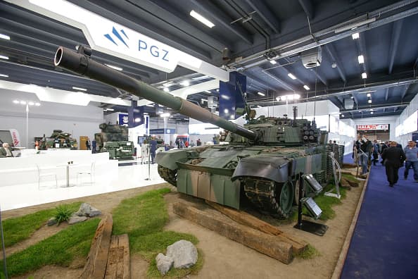 President's Office: Poland to deliver 60 modernized tanks to Ukraine