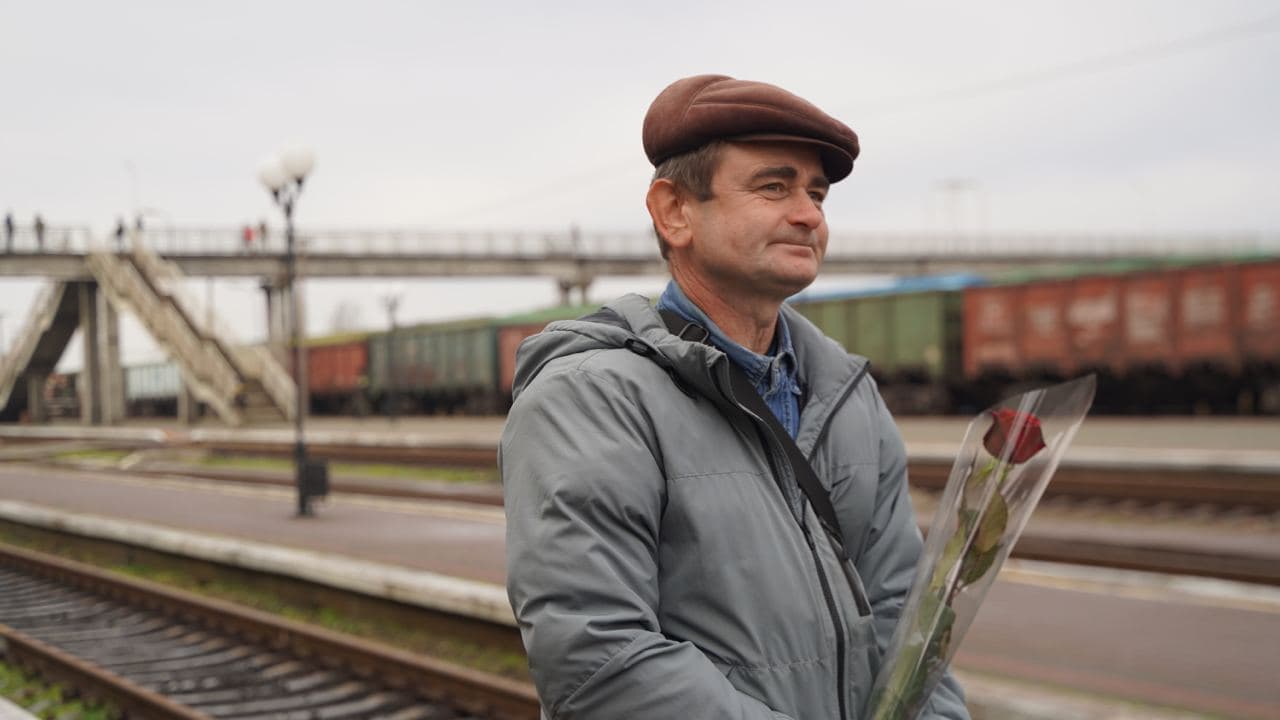 First passenger train arrives in Kherson from Kyiv since the start of invasion