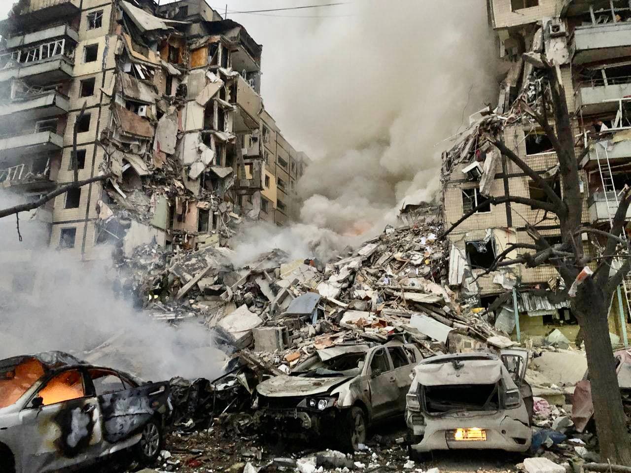 Russia's 10th mass missile strike on Ukraine kills civilians, hits critical infrastructure