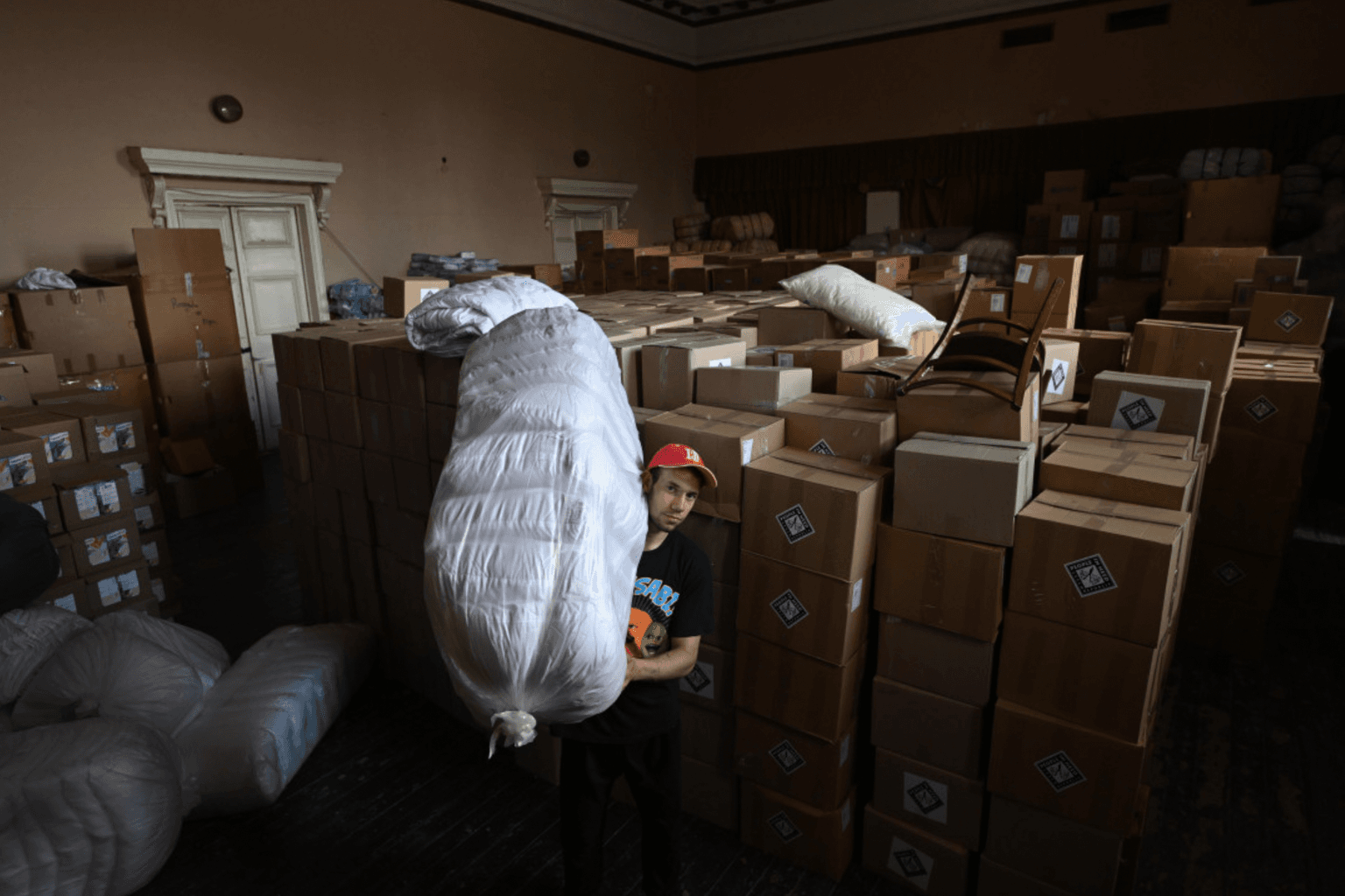Families flee Russian occupation in southern Ukraine: ‘I thought I would never see my daughter again’