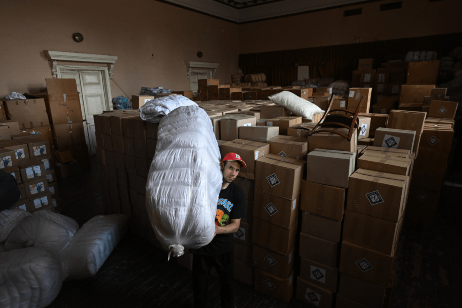 Families flee Russian occupation in southern Ukraine: ‘I thought I would never see my daughter again’