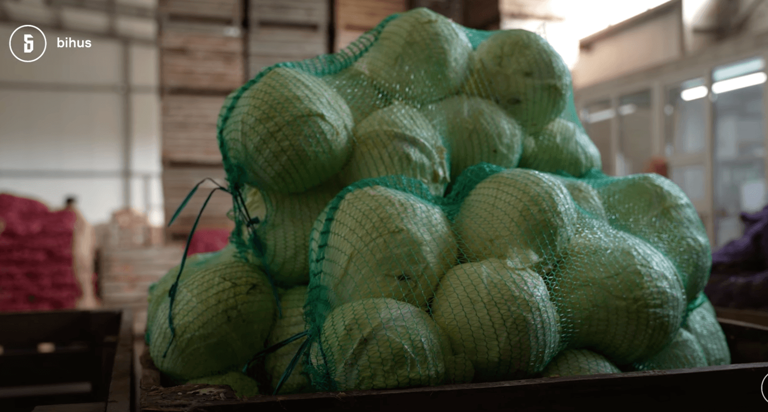 Investigative Stories from Ukraine: Bihus.Info finds another Defense Ministry contract with inflated food prices