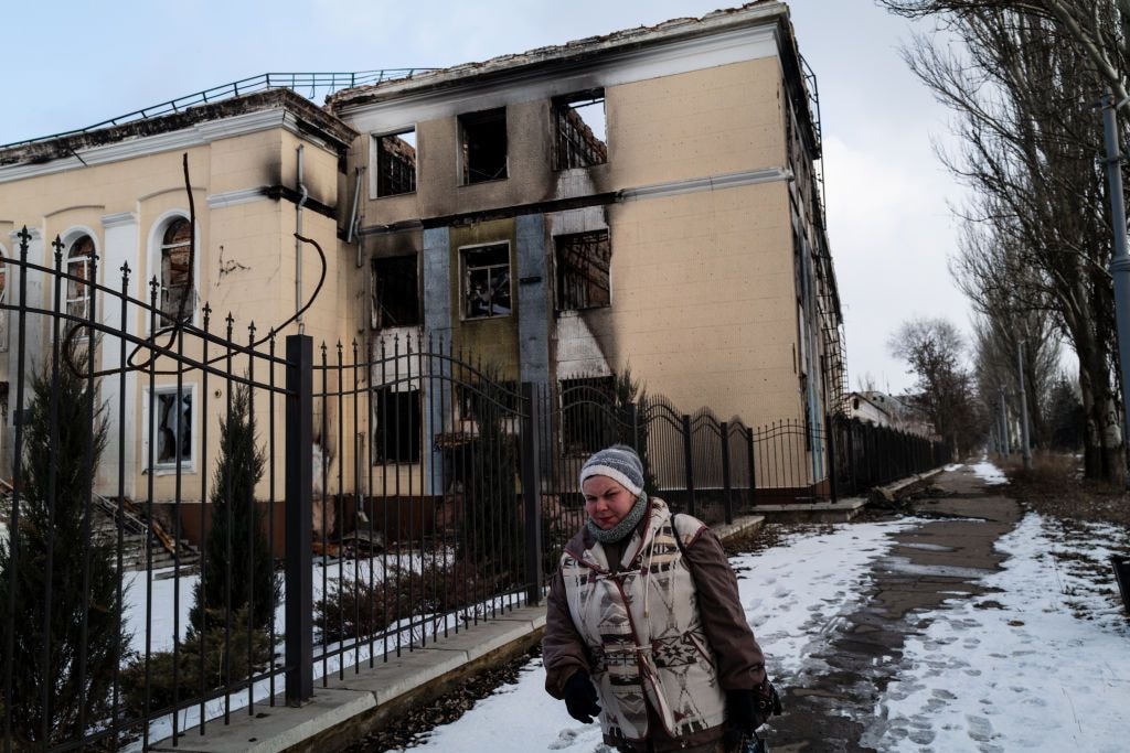 Governor: Russian shelling of Donetsk Oblast town kills elderly man