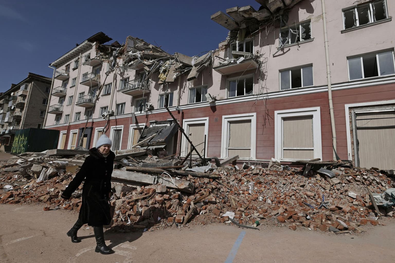 Agnieszka Legucka: Russia's war against Ukraine shows clash between two global world views