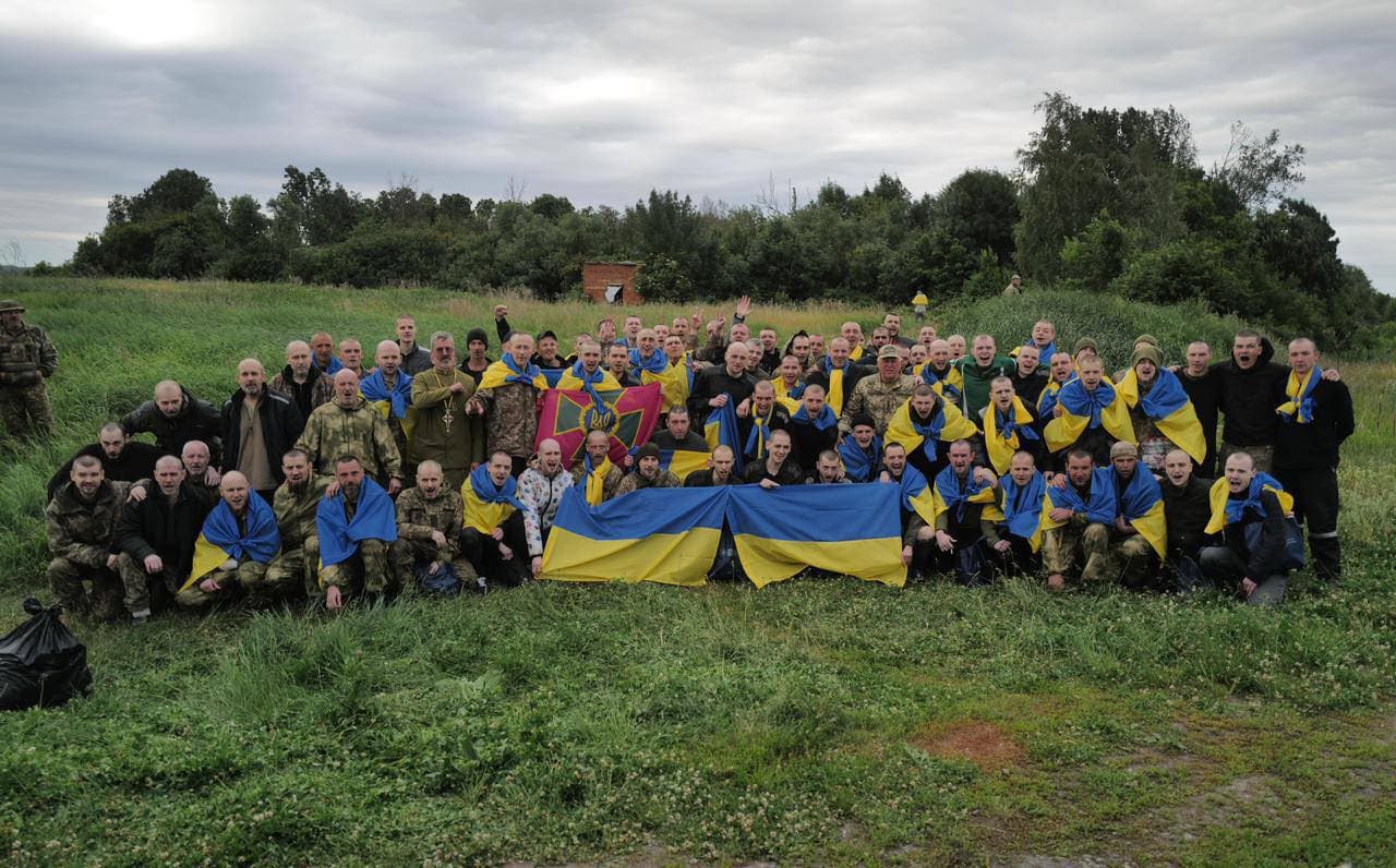 Ukraine returns 95 prisoners of war from Russian captivity