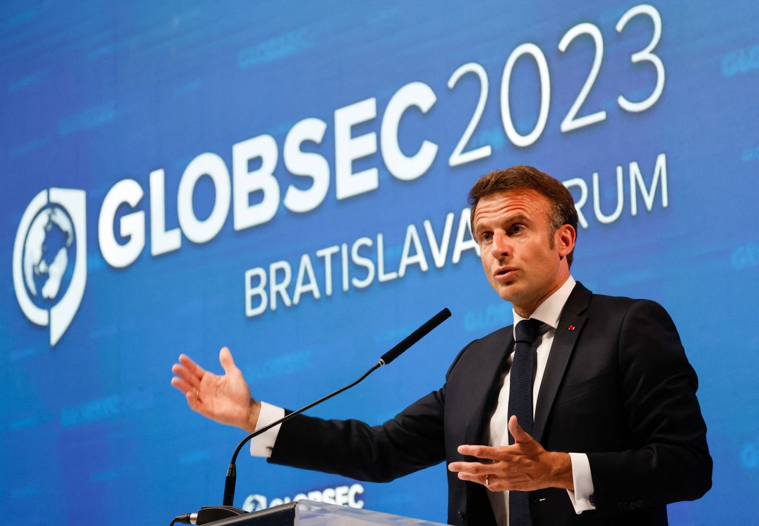 Roland Freudenstein: Macron’s Bratislava speech – a French Zeitenwende or charm offensive?