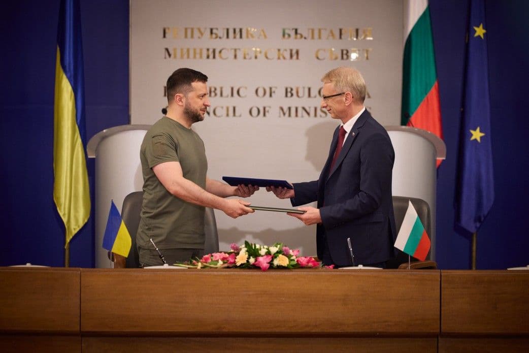 Bulgaria signs declaration in support of Ukraine's move toward NATO membership