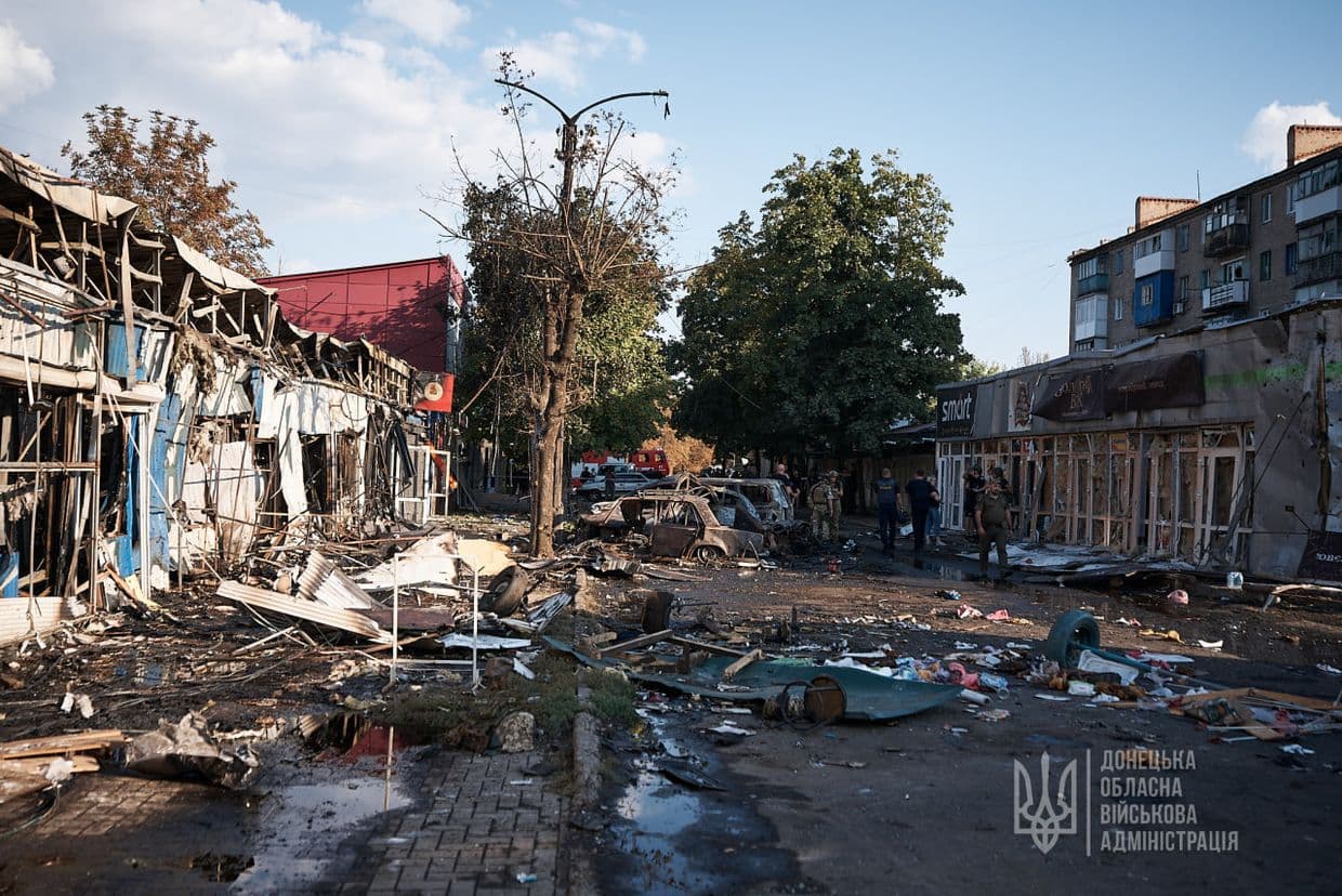 Russian attacks kill 19, injure 48 in Ukraine over past day