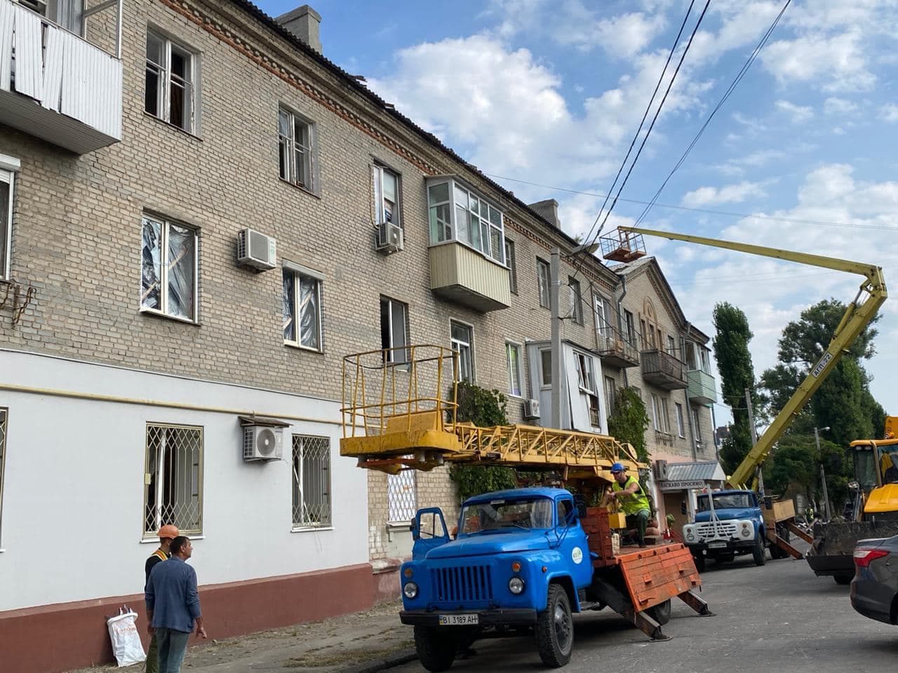 UPDATE: 1 killed, 32 injured in Russian Sept. 22 strike on Kremenchuk