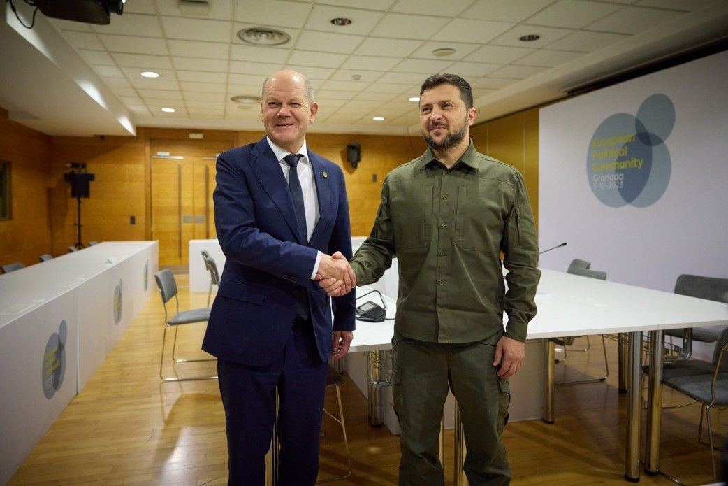 Zelensky calls Scholz, discusses further Ukrainian-German cooperation