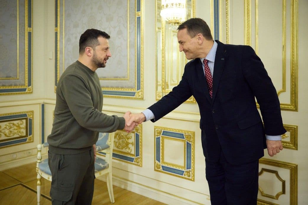 Zelensky meets Polish foreign minister, hopes for new page in bilateral relations