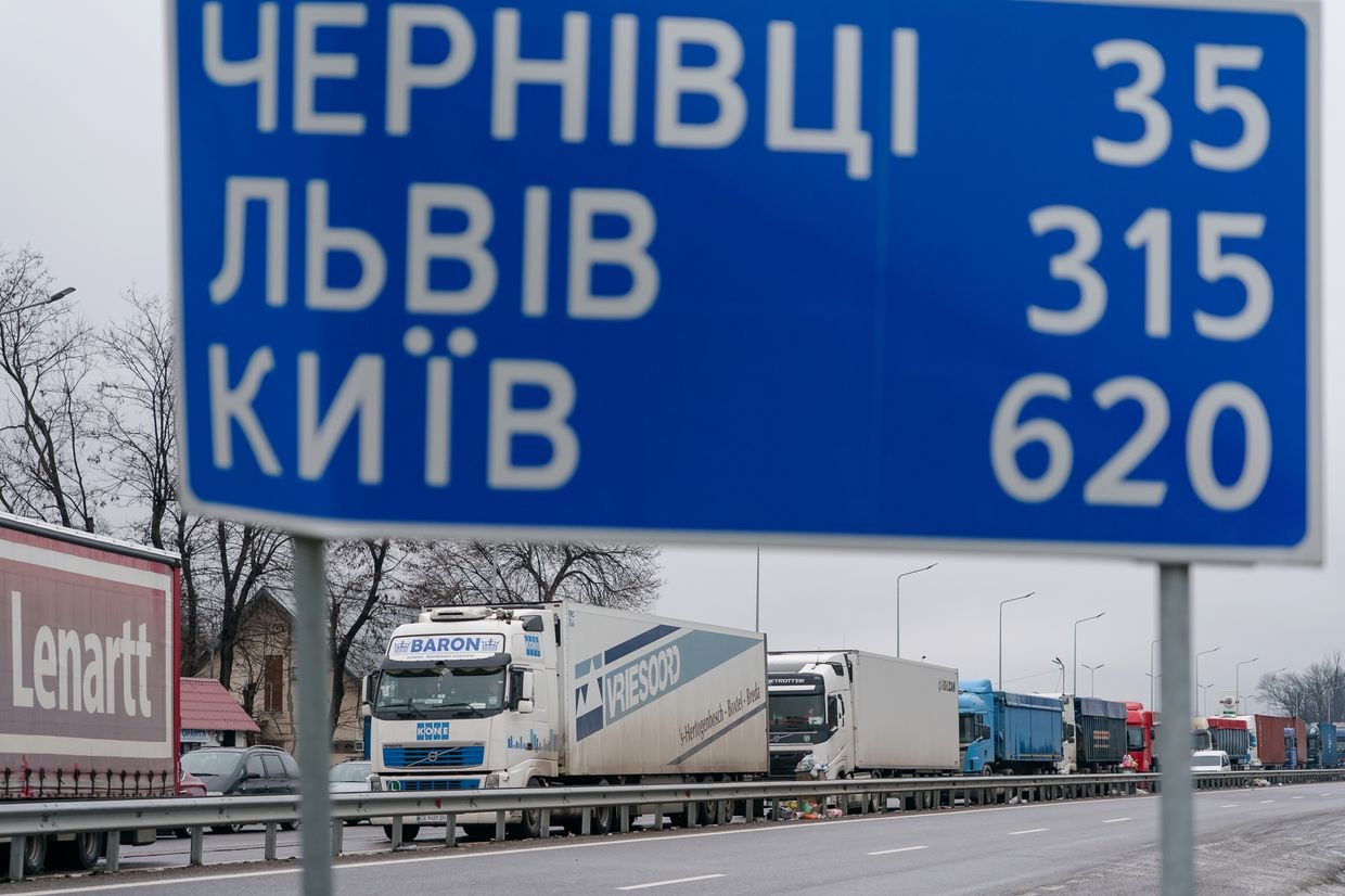 EU Commission proposes changes to transport deal with Ukraine based on 'lessons learned'