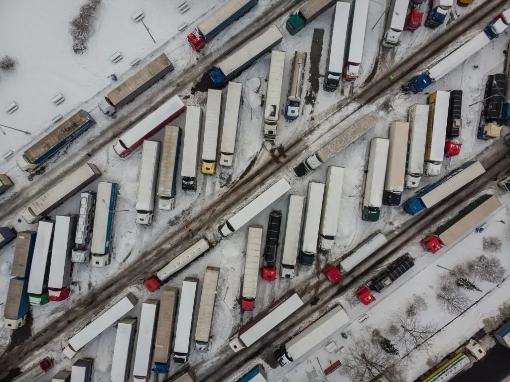 Border Guard: Polish truckers unblock last crossing at Ukraine border