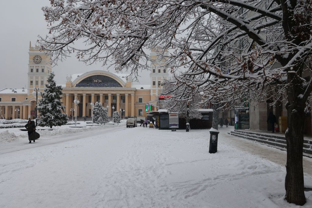 SBU detains suspected spy accused of aiding Russian strikes on Kharkiv