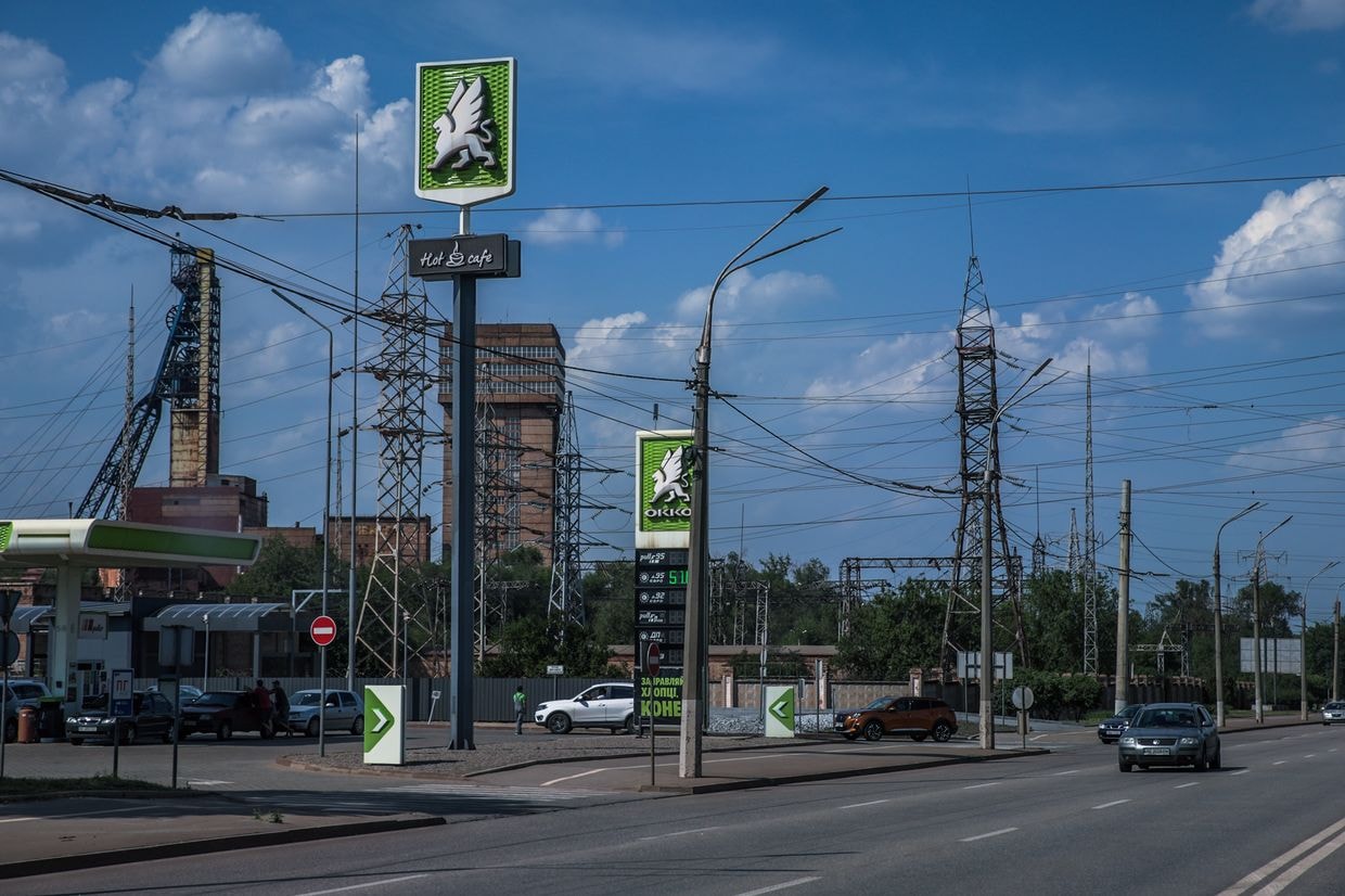 Russian missile strike hits residential area in Kryvyi Rih, Ukrainian officials report
