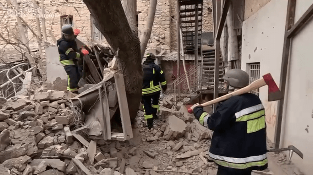 A screenshot of a video showing the aftermath of Russia's attack on Kherson on March 5, 2024.