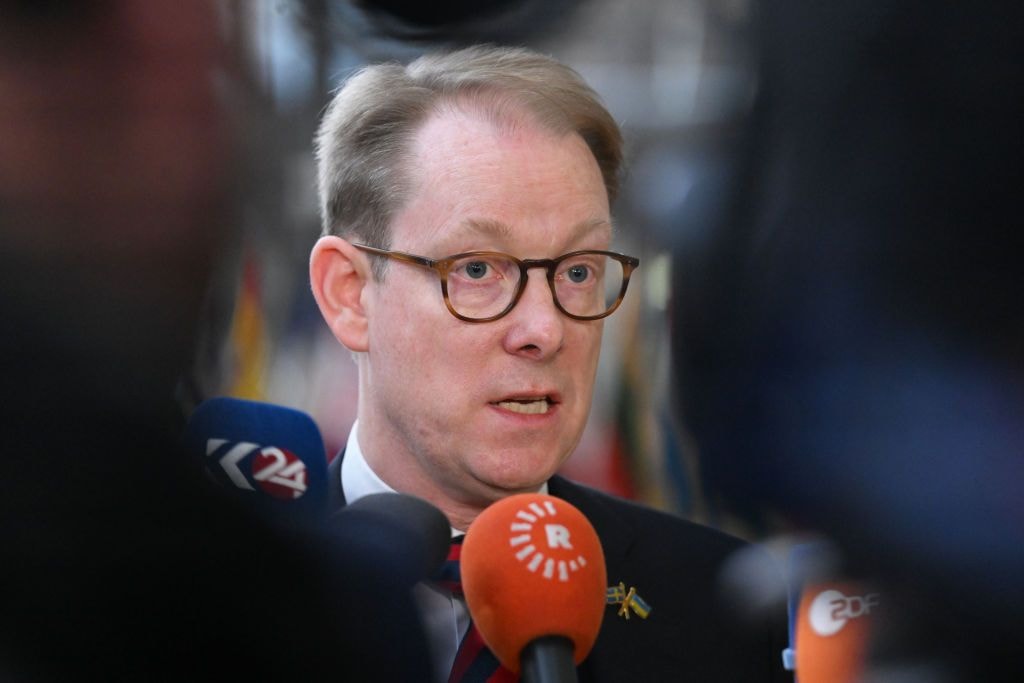 Minister: Nordic, Baltic nations call on NATO to increase support for Ukraine