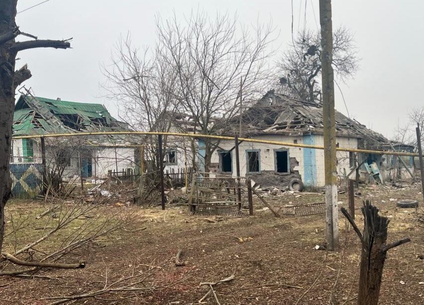 Russian attacks against Ukraine kill 2, injure 14 over past day