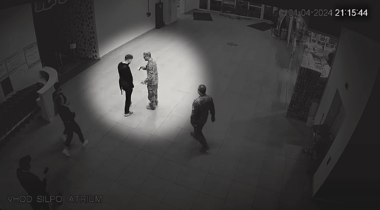 Prosecutors investigate case of journalist allegedly targeted by enlistment officers