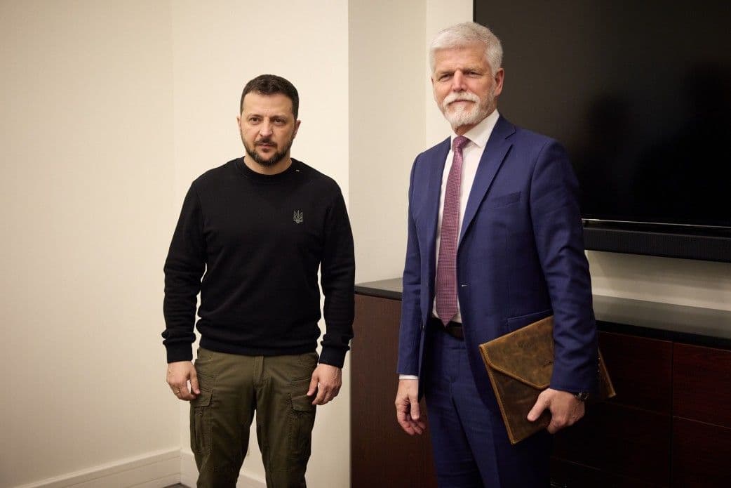 Zelensky meets Czech, Romanian presidents in Lithuania