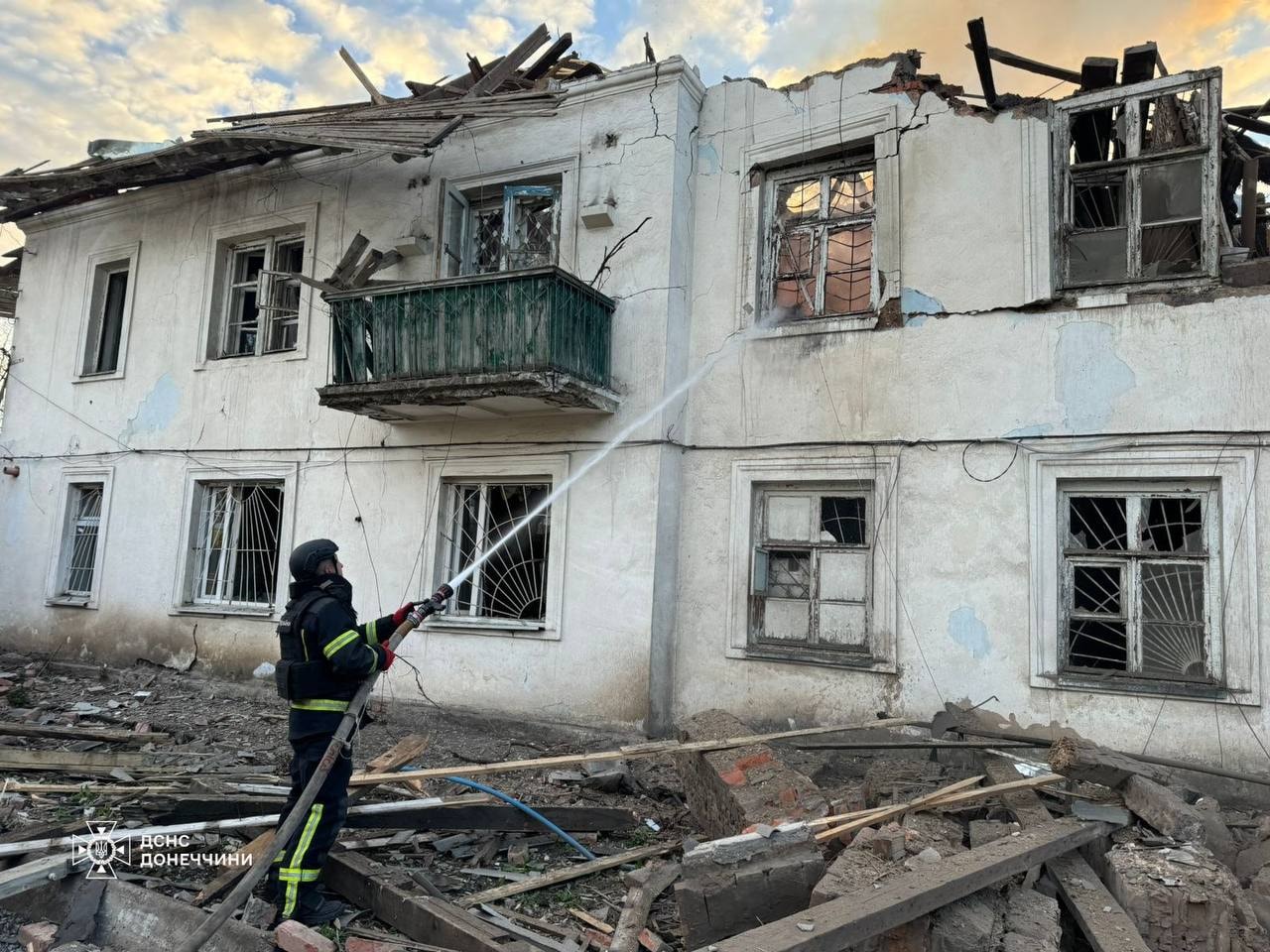 Russian attacks against Ukraine kill 3, injure 11 over past day