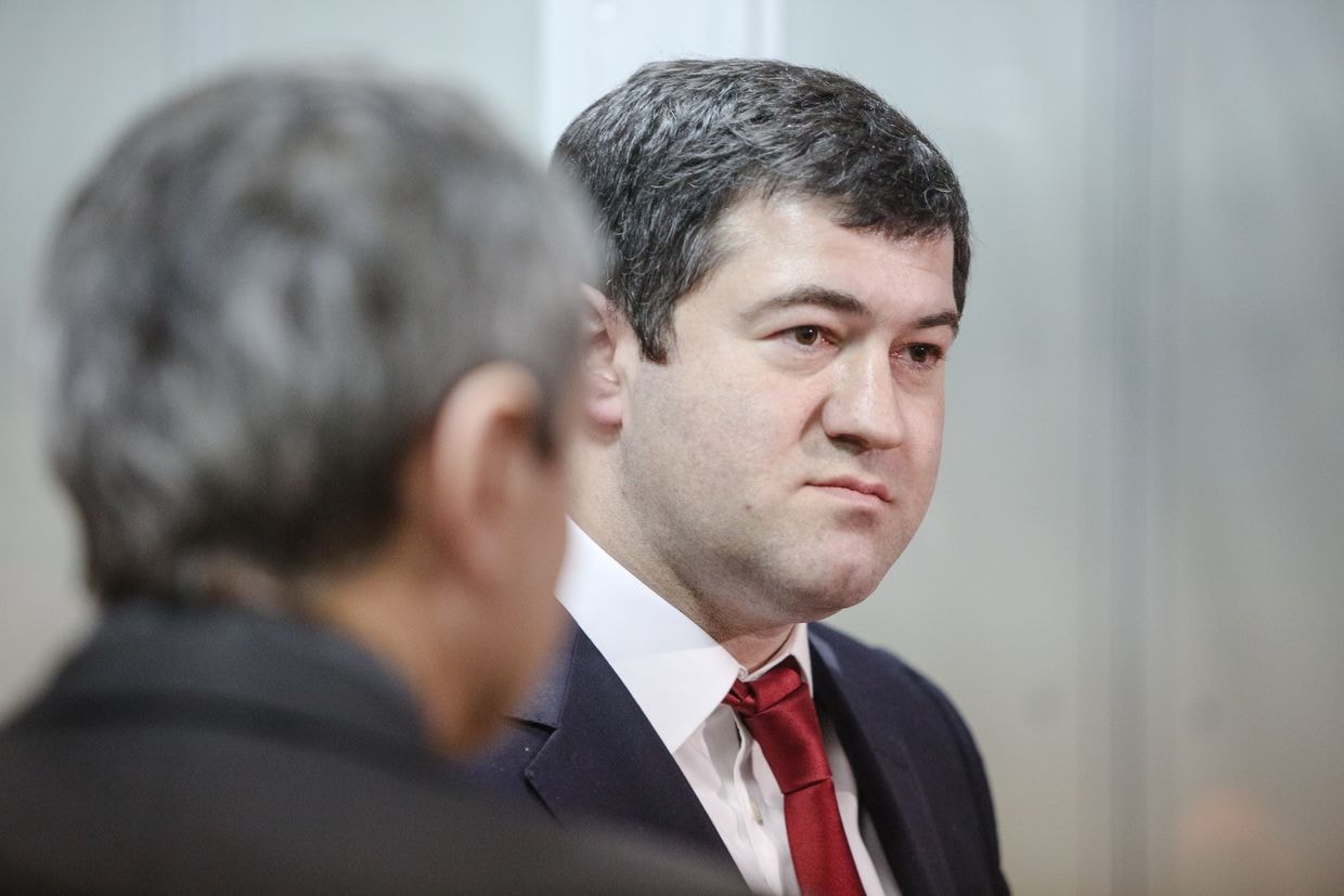 Investigators uncover alleged scheme to launder $22.5 million bribe for ex-top tax official